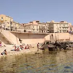 Casa Dei Fiori Ostello