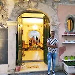 Ostello Casa Dei Fiori *