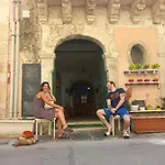 Casa Dei Fiori Ostello *