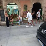 Ostello Casa Dei Fiori