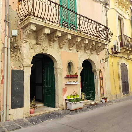 Casa Dei Fiori 호스텔 *