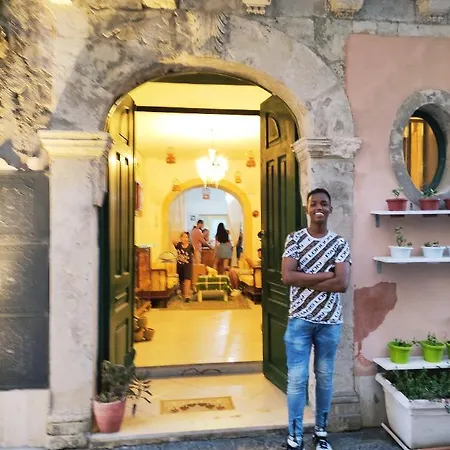 호스텔 Casa Dei Fiori *