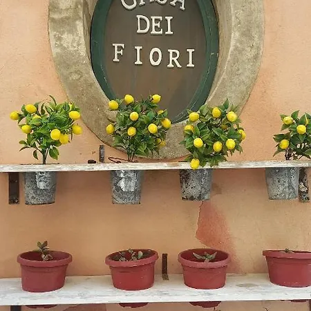 Casa Dei Fiori 호스텔 *